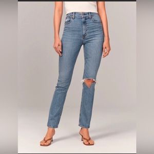 Abercrombie ultra high rise slim straight jeans in 28 Long